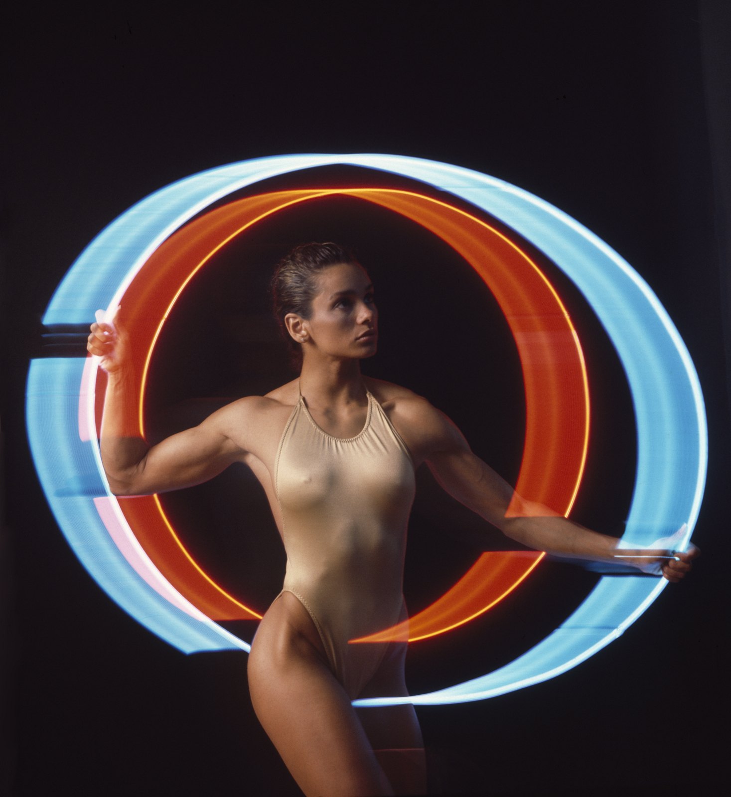 GLADYS NEON